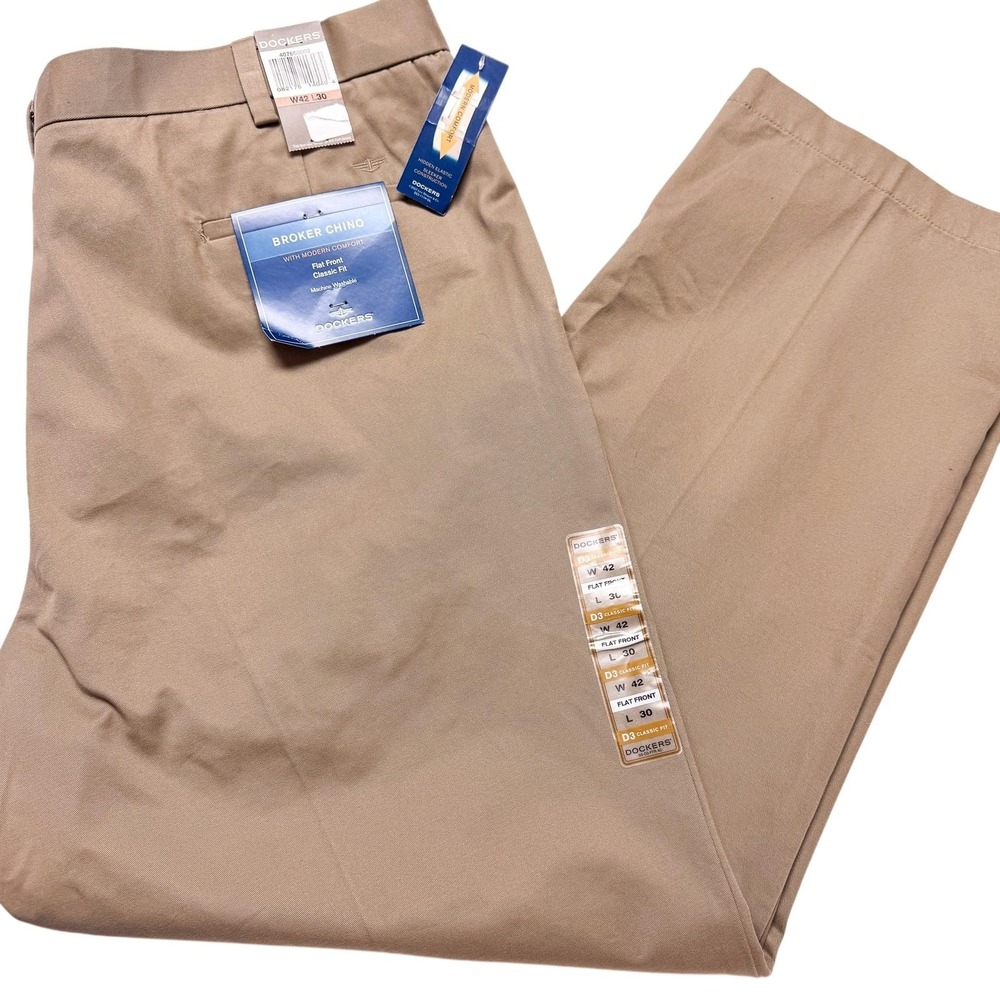 Dockers D3‎ Broker Chino Pants Mens 42x30 Beige Classic Fit Comfort Waist NEW
